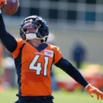Sources: Broncos' Sanders tore Achilles in workout