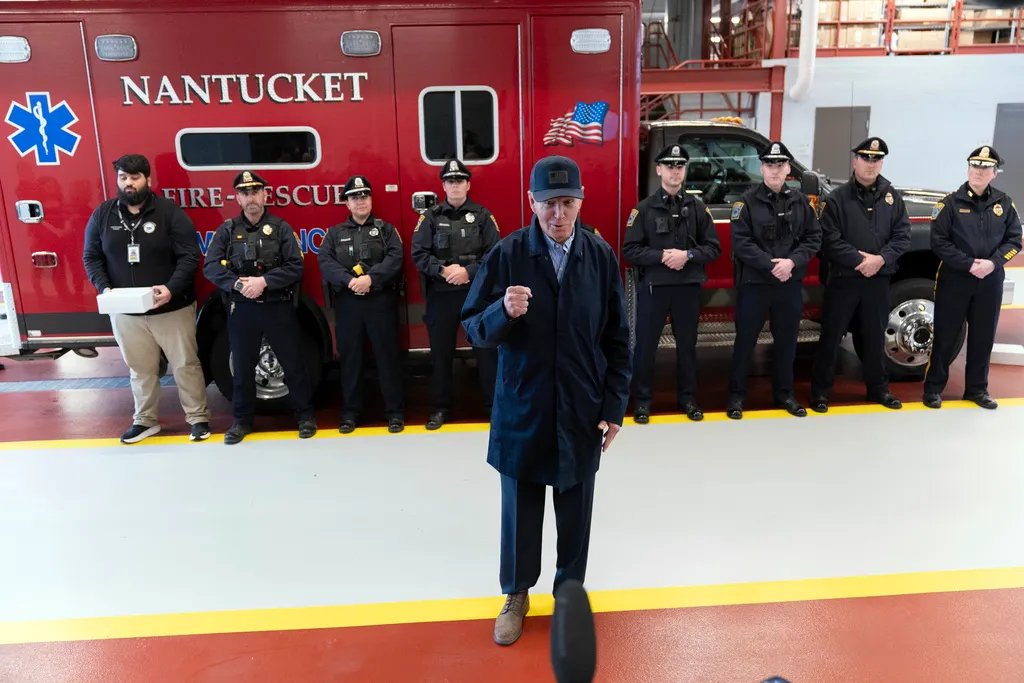 Biden says he wants transition of power to go smoo…