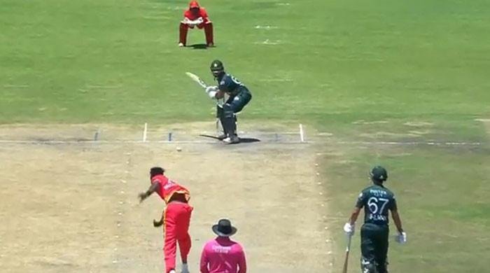 Pakistan post 304-run target in series-deciding ma…