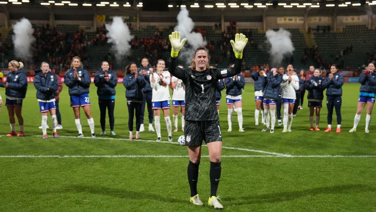 Naeher shines for USWNT as Netherlands seek Yohannes cover Naeher shines for USWNT as Netherlands seek Yohannes cover