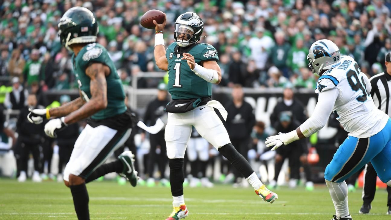 Eagles not ‘on the same page’ as passing attack struggles Eagles not ‘on the same page’ as passing attack struggles