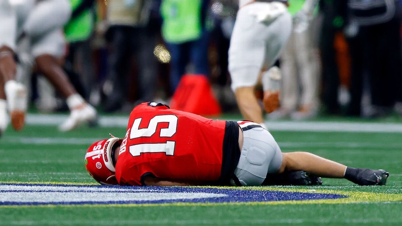 Georgia QB Carson Beck has elbow injury, but no timeline set Georgia QB Carson Beck has elbow injury, but no timeline set