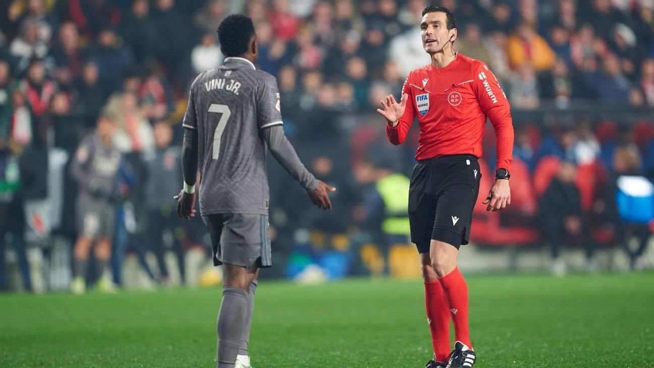 Real Madrid blast controversial referee Juan Martínez Munuera