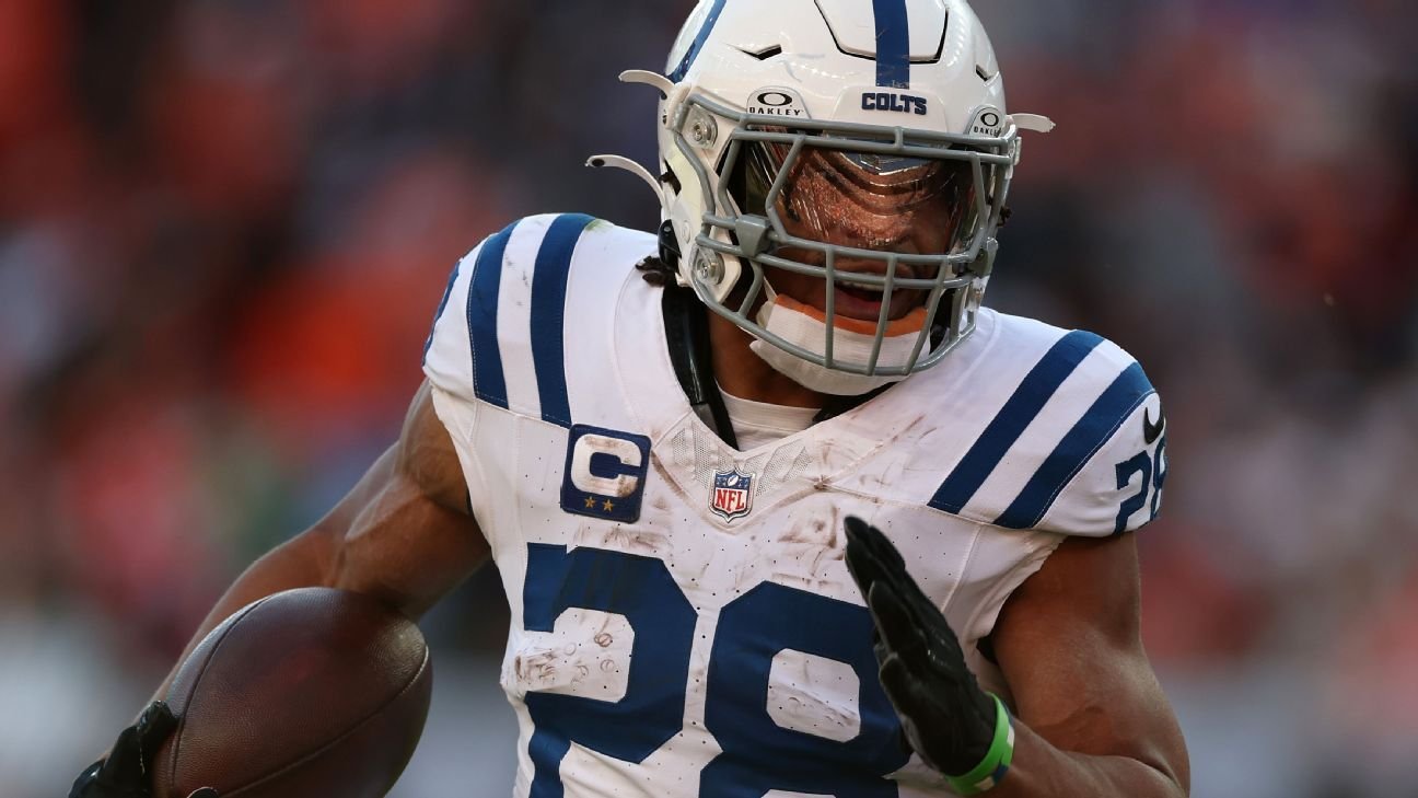 Jonathan Taylor drops ball out of end zone in Colts’ loss