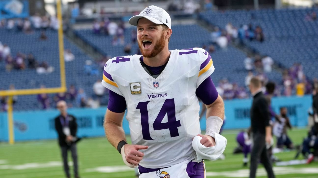 How Sam Darnold’s career year affects J.J. McCarthy, Vikings