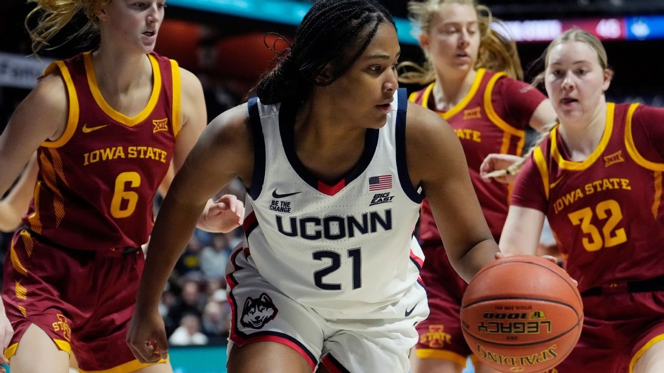 UConn’s Sarah Strong is women’s hoops’ top freshman — and a soon-to-be-star