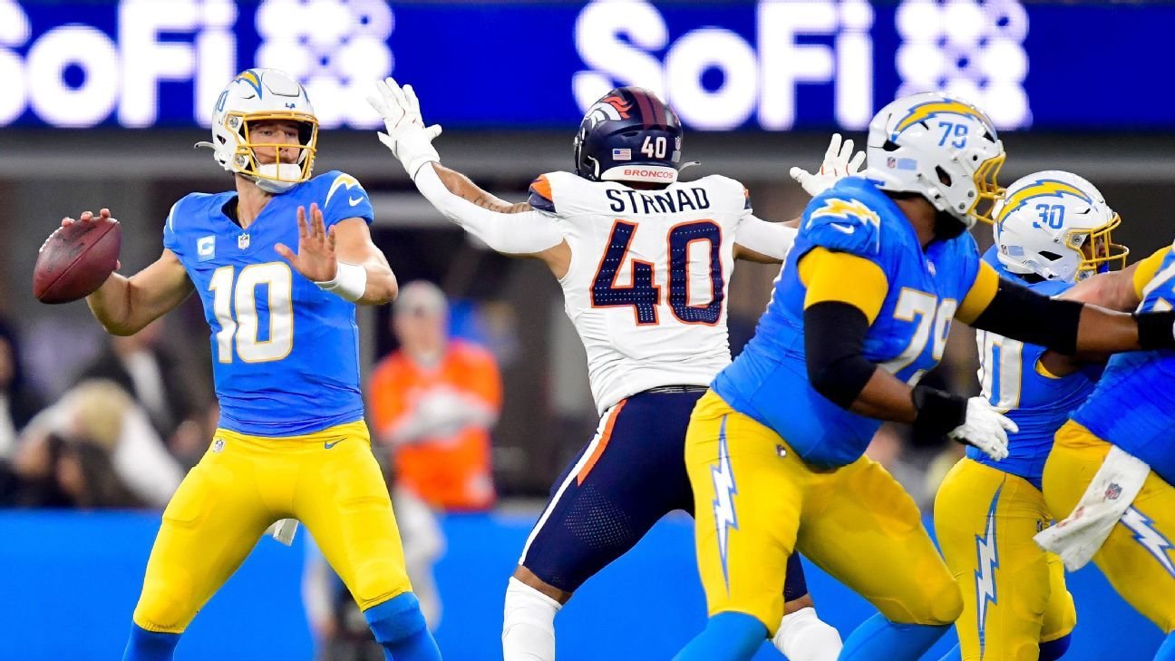 Chargers’ comeback denies Broncos playoff-clinching win