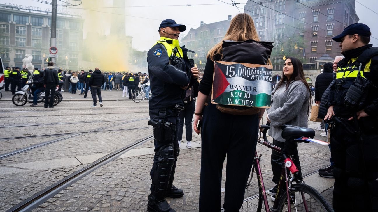 Five sentenced after clashes between Ajax, Maccabi Tel-Aviv fans