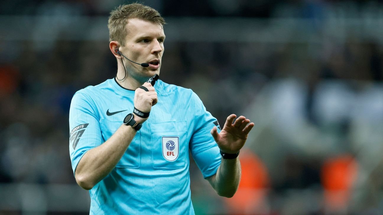 Ref Sam Barrott promoted to UEFA, FIFA lists after 26 Prem games