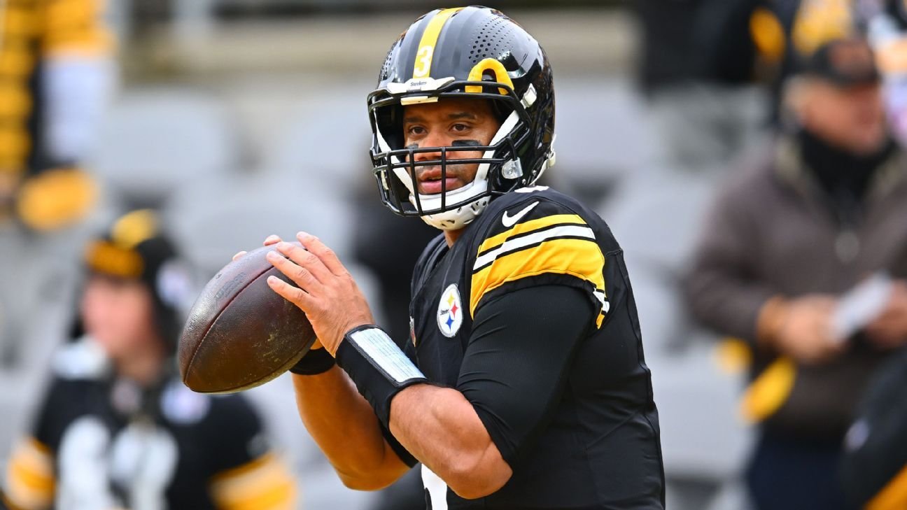 Steelers’ Russell Wilson scores on 1-yard run