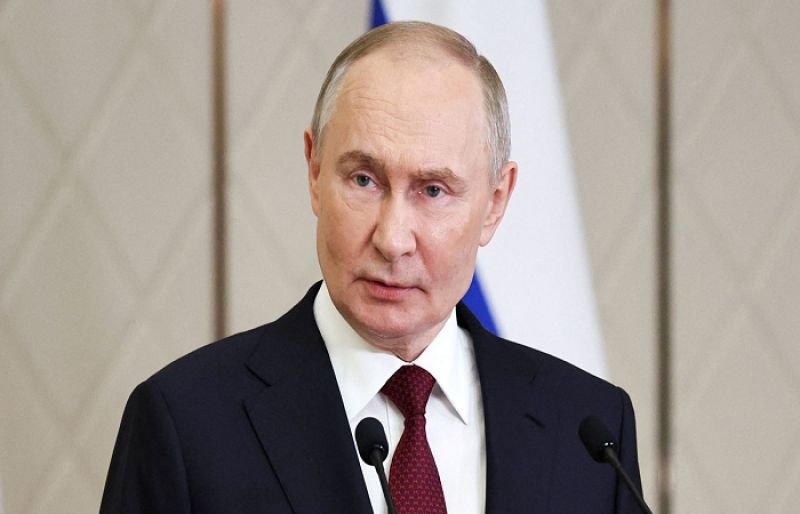 Putin personally granted asylum to Syria’s Assad, …