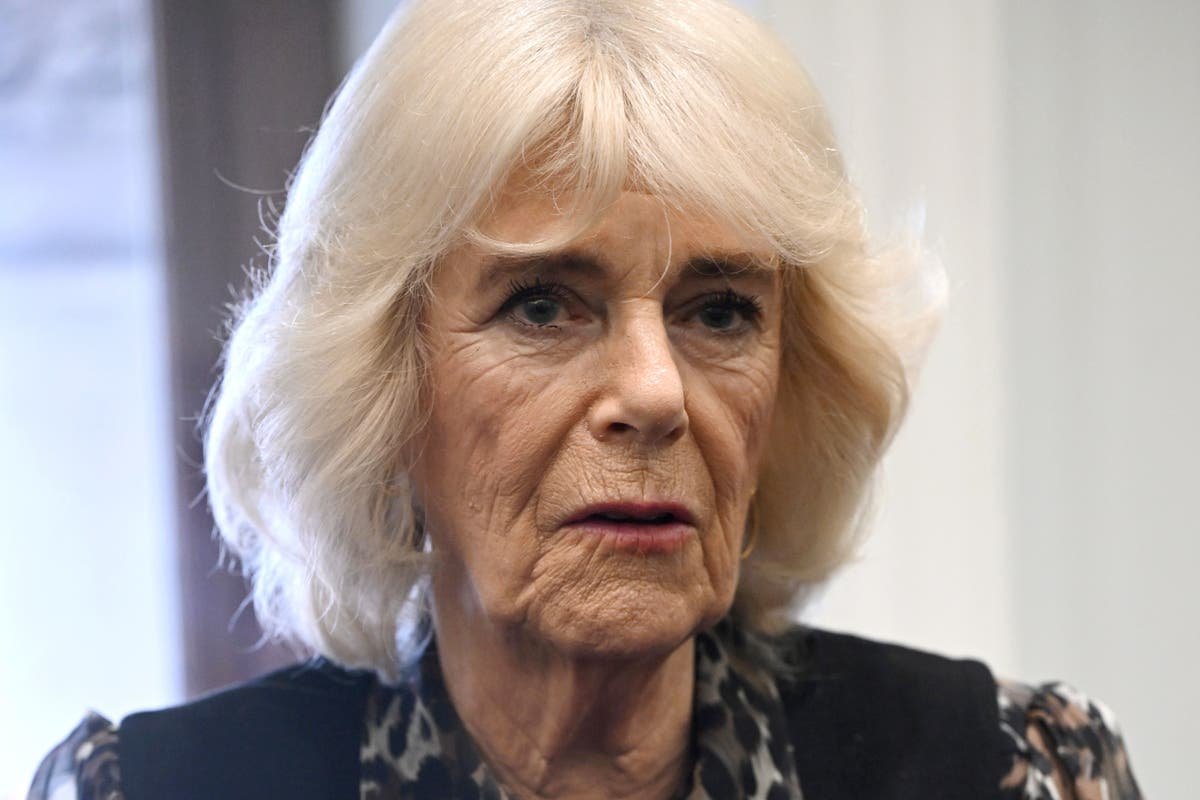 Update on Queen Camilla’s pneumonia recovery as sh…