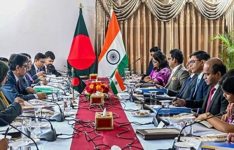 New Delhi sends envoy to Dhaka to defuse tension New Delhi sends envoy to Dhaka to defuse tension