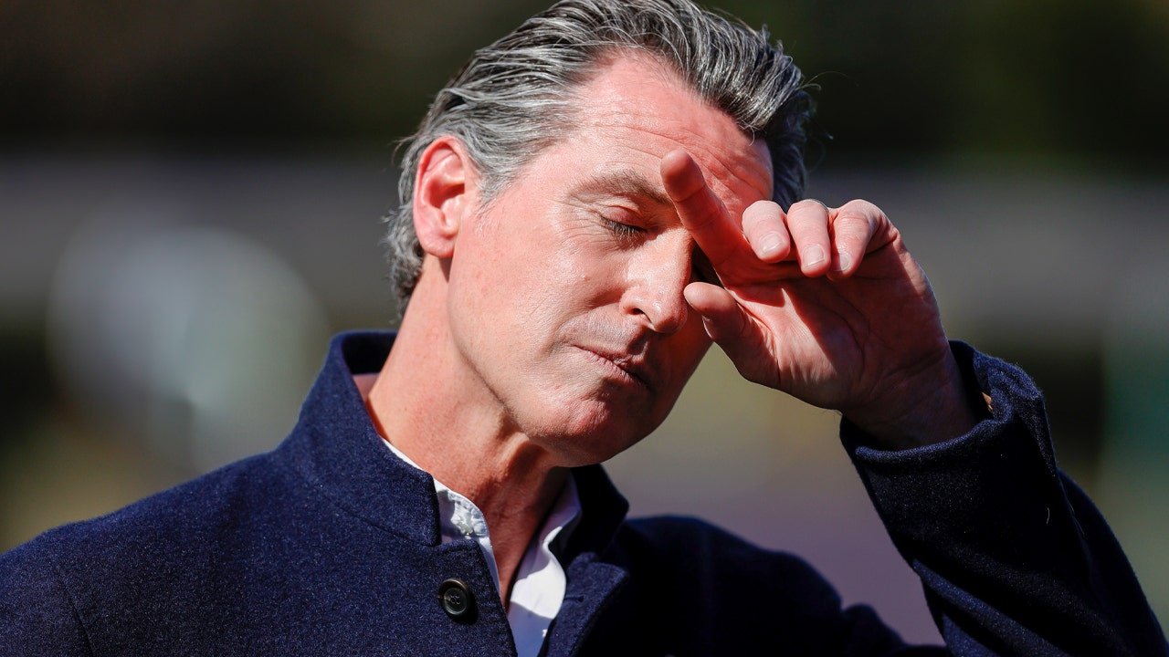California’s unemployment benefits system ‘broken’ with B owed to feds in loan debt: report California’s unemployment benefits system ‘broken’ with B owed to feds in loan debt: report