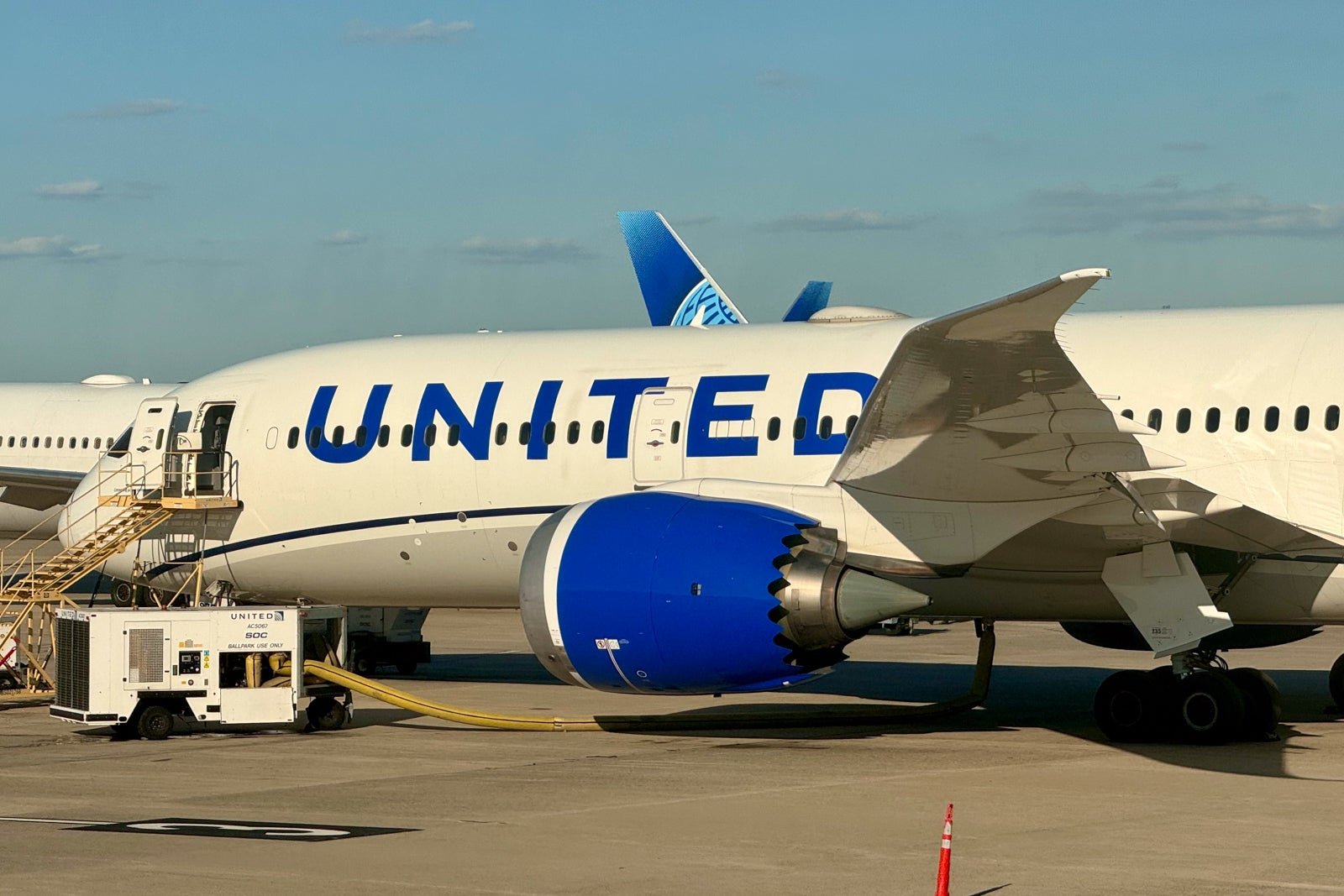 United adds cool new international route, cuts yet