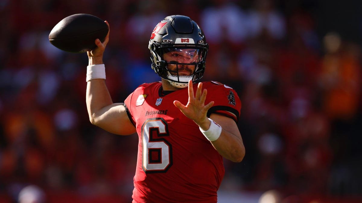 Buccaneers vs. Chargers Livestream: How to Watch NFL Week 15 Today