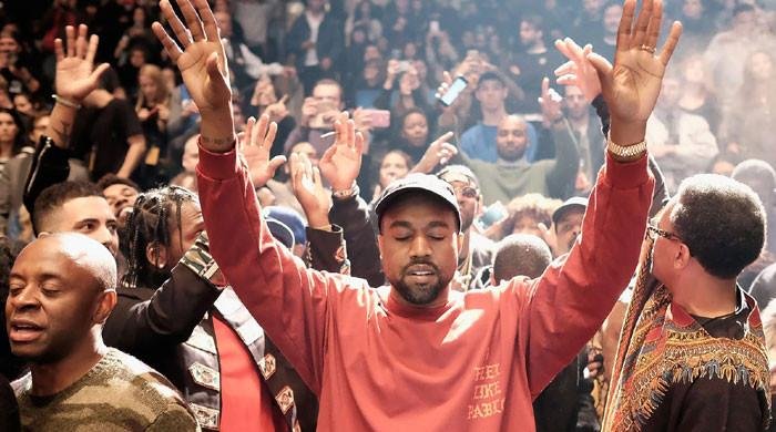 Kanye West to release solo album before end of 202…