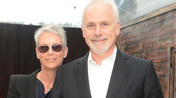 Jamie Lee Curtis reveals rare details of love stor…