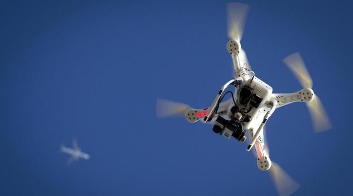 Mystery drones in US alarm locals, baffle authorities