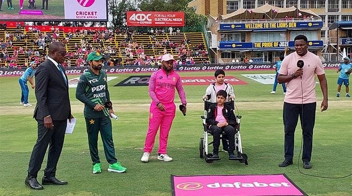 South Africa win toss, opt to field first against Pakistan in final ODI