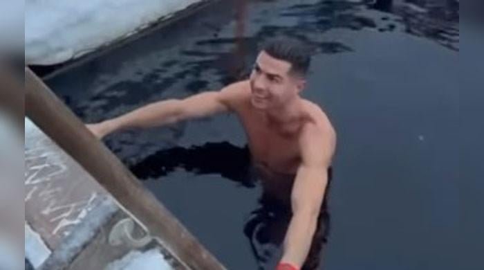 Cristiano Ronaldo dares son Junior to plunge into icy pool