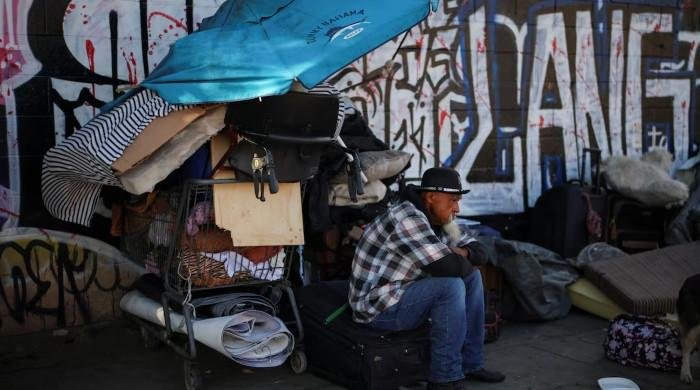 Homelessness in US hits new record in 2024: report