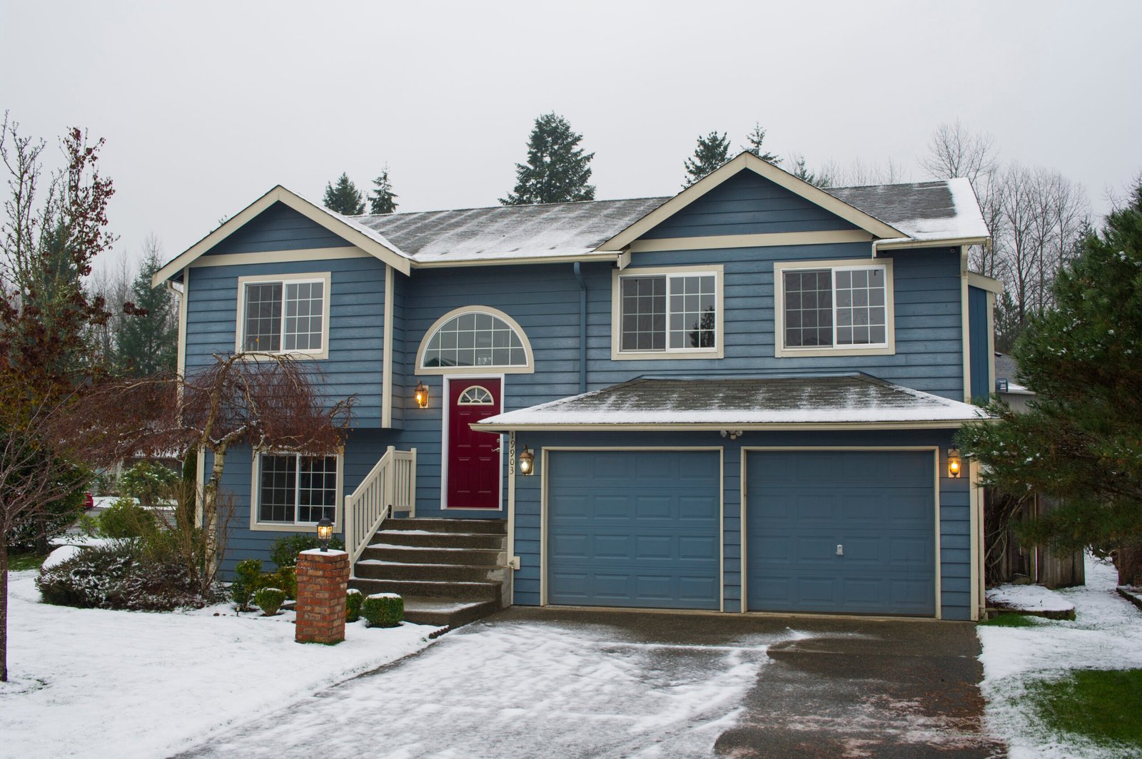 Refi Rates Dip Since Last Week: Mortgage Refinance Rates for Dec. 9, 2024 – CNET Money