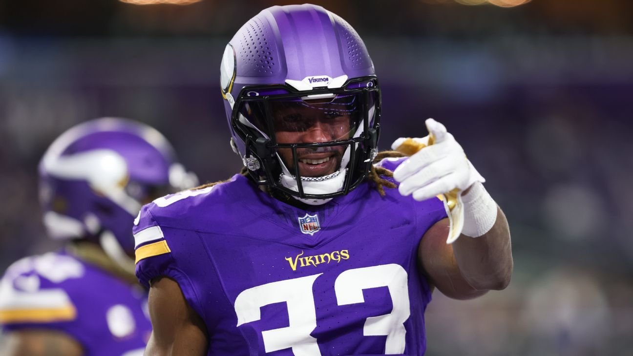 RB Aaron Jones wants to finish career with Vikings RB Aaron Jones wants to finish career with Vikings