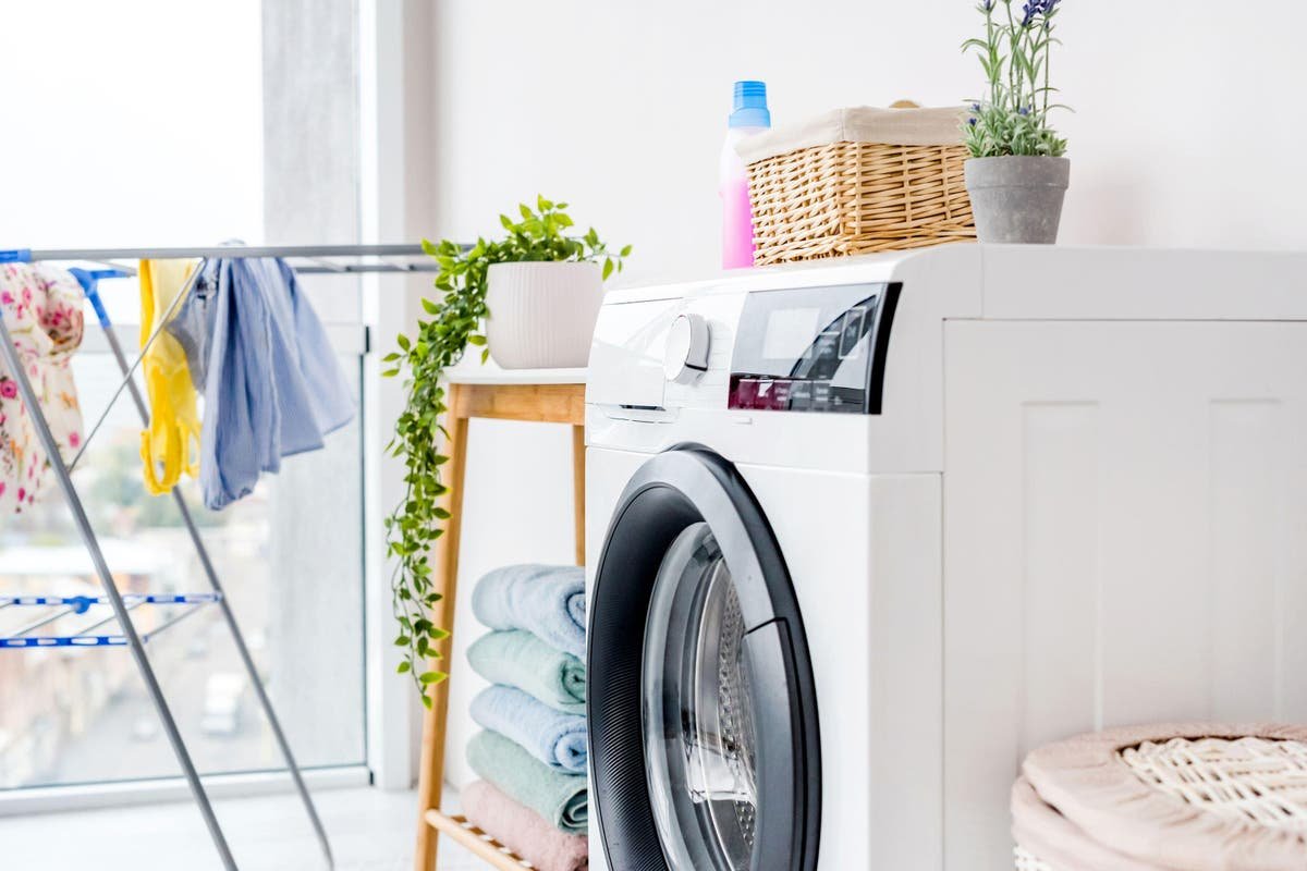 The best ways to dry laundry without a tumble dryer