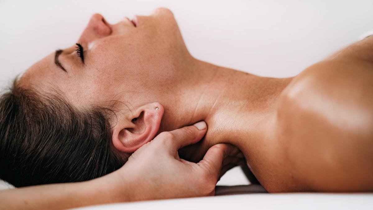 Here’s Why You Should Get a Lymphatic Drainage Massage