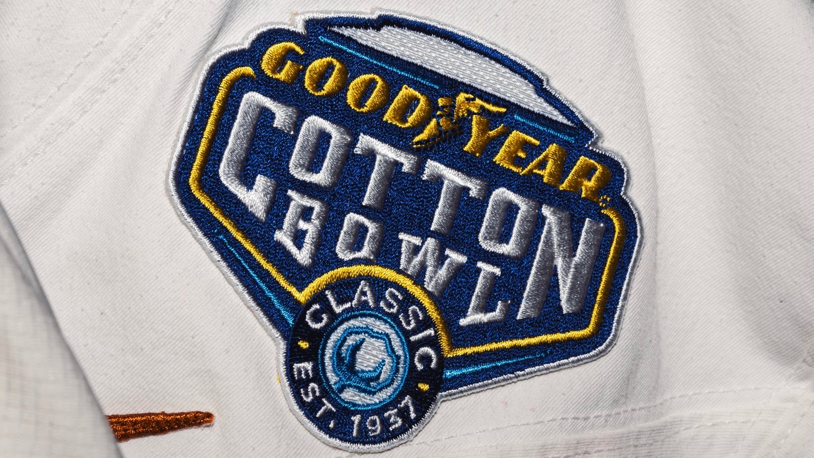 College Football Playoff Semifinal/Cotton Bowl Uniform Preview – SportsLogos.Net News