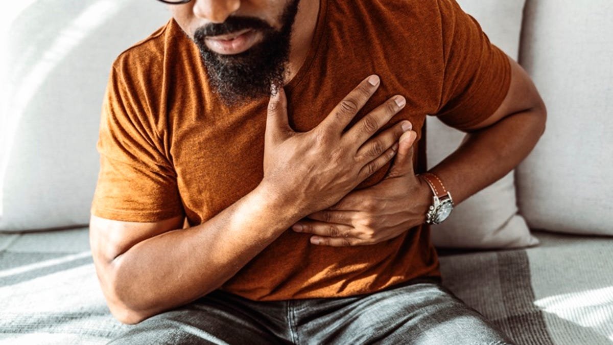 5 Ways to Save Someone’s Life if They’re Having a Heart Attack