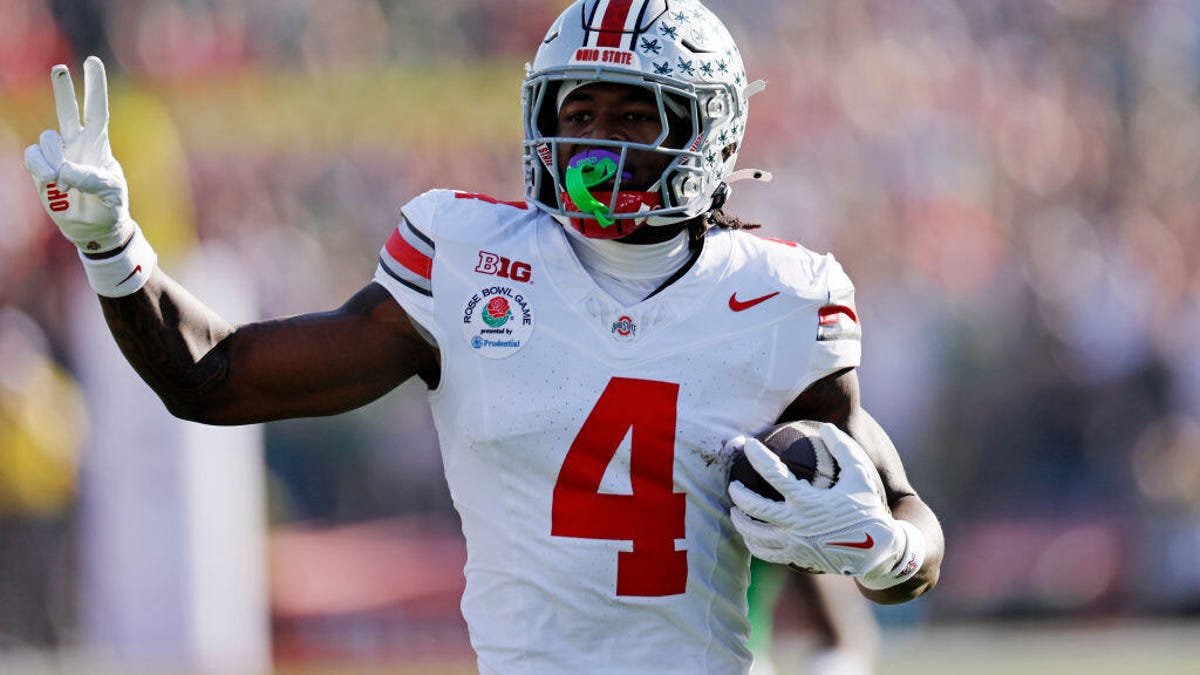 CFP Semifinal: How to Watch Ohio State vs. Texas in the Cotton Bowl