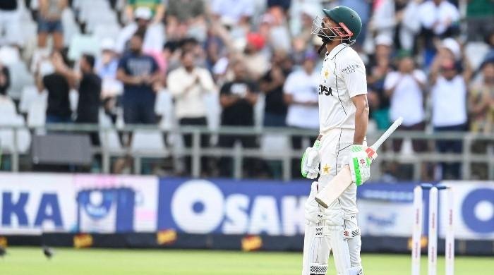 Pakistan resume Test match against South Africa wi