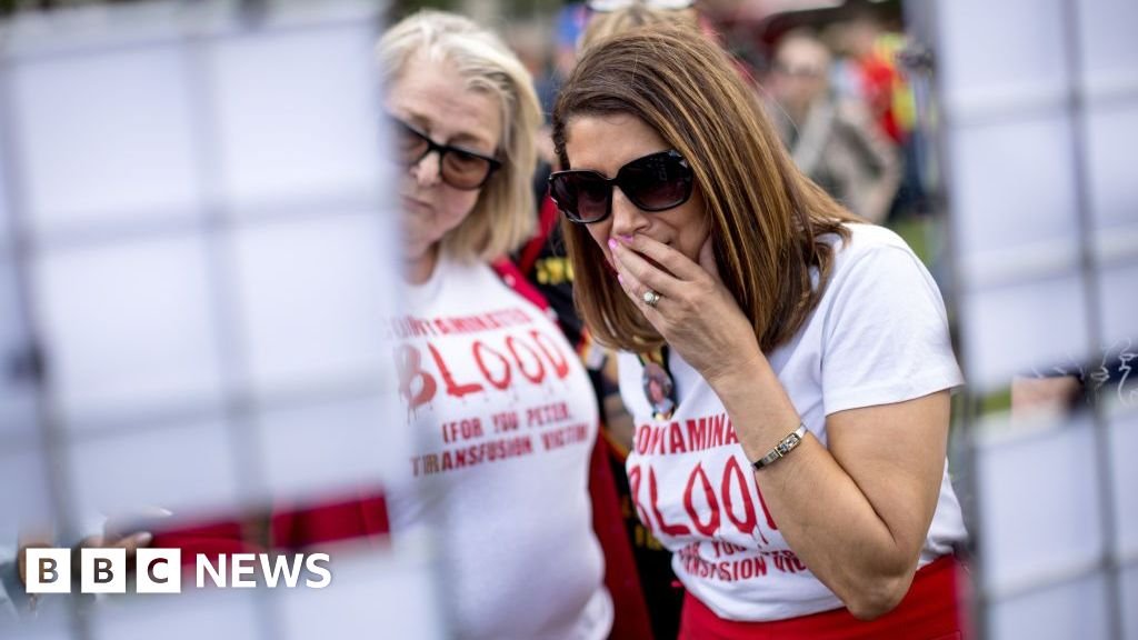 Up to 140,000 blood scandal relatives may claim compensation Up to 140,000 blood scandal relatives may claim compensation