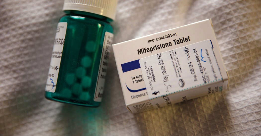 Texas Judge Fines New York Doctor and Orders Her to Stop Sending Abortion Pills to Texas Texas Judge Fines New York Doctor and Orders Her to Stop Sending Abortion Pills to Texas