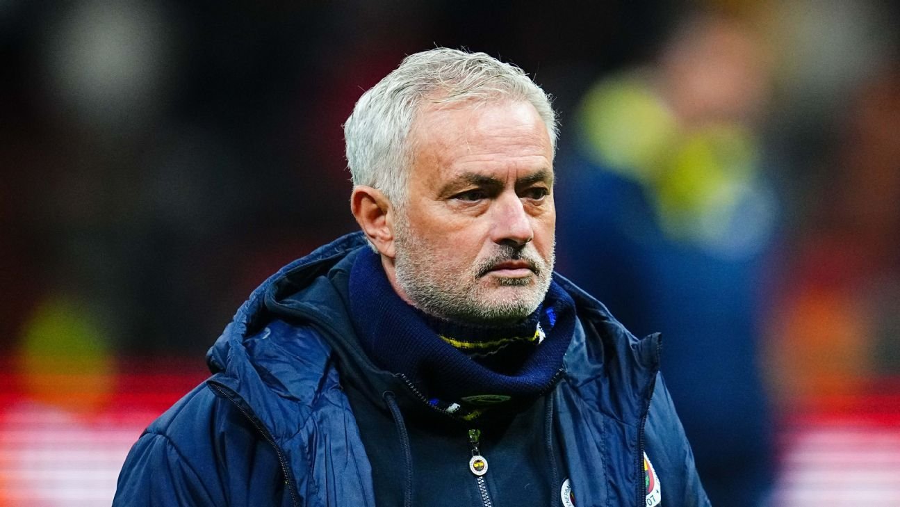 Jose Mourinho racism probe: Didier Drogba defends ex-manager Jose Mourinho racism probe: Didier Drogba defends ex-manager