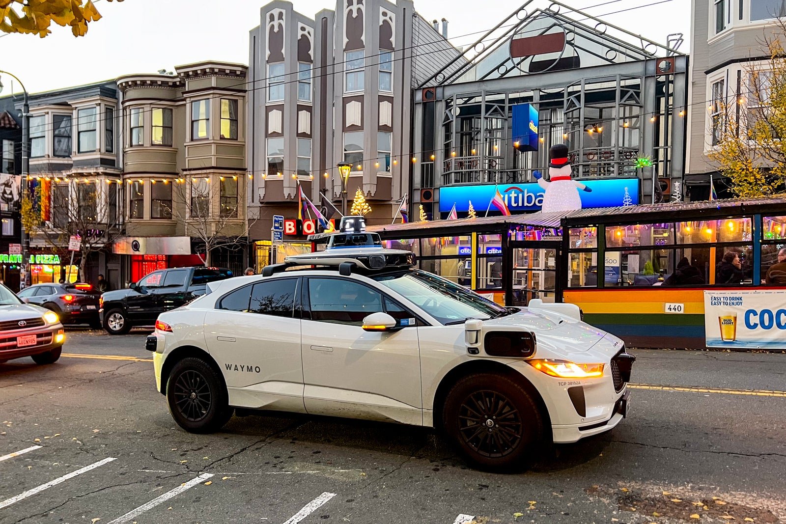 Waymo cool! What it’s like taking a driverless taxi Waymo cool! What it’s like taking a driverless taxi