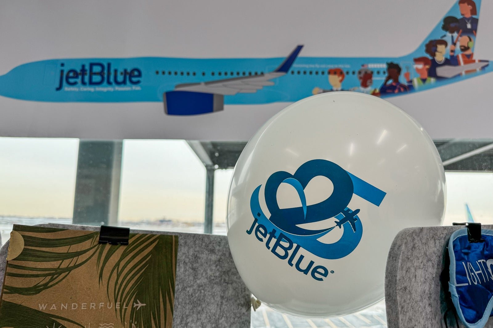 JetBlue turns 25: On board the celebratory anniversary flight JetBlue turns 25: On board the celebratory anniversary flight
