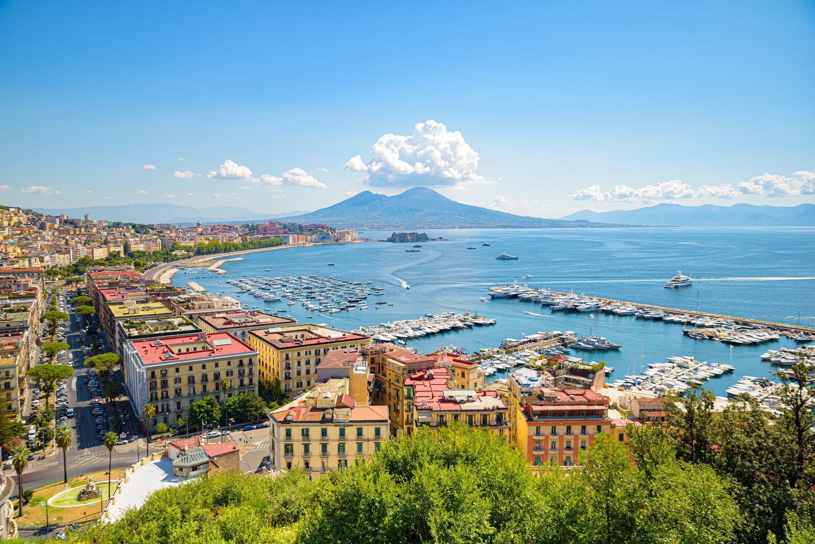 Award deal: Fly business class from Chicago to Naples, Italy, for 110K miles round-trip Award deal: Fly business class from Chicago to Naples, Italy, for 110K miles round-trip