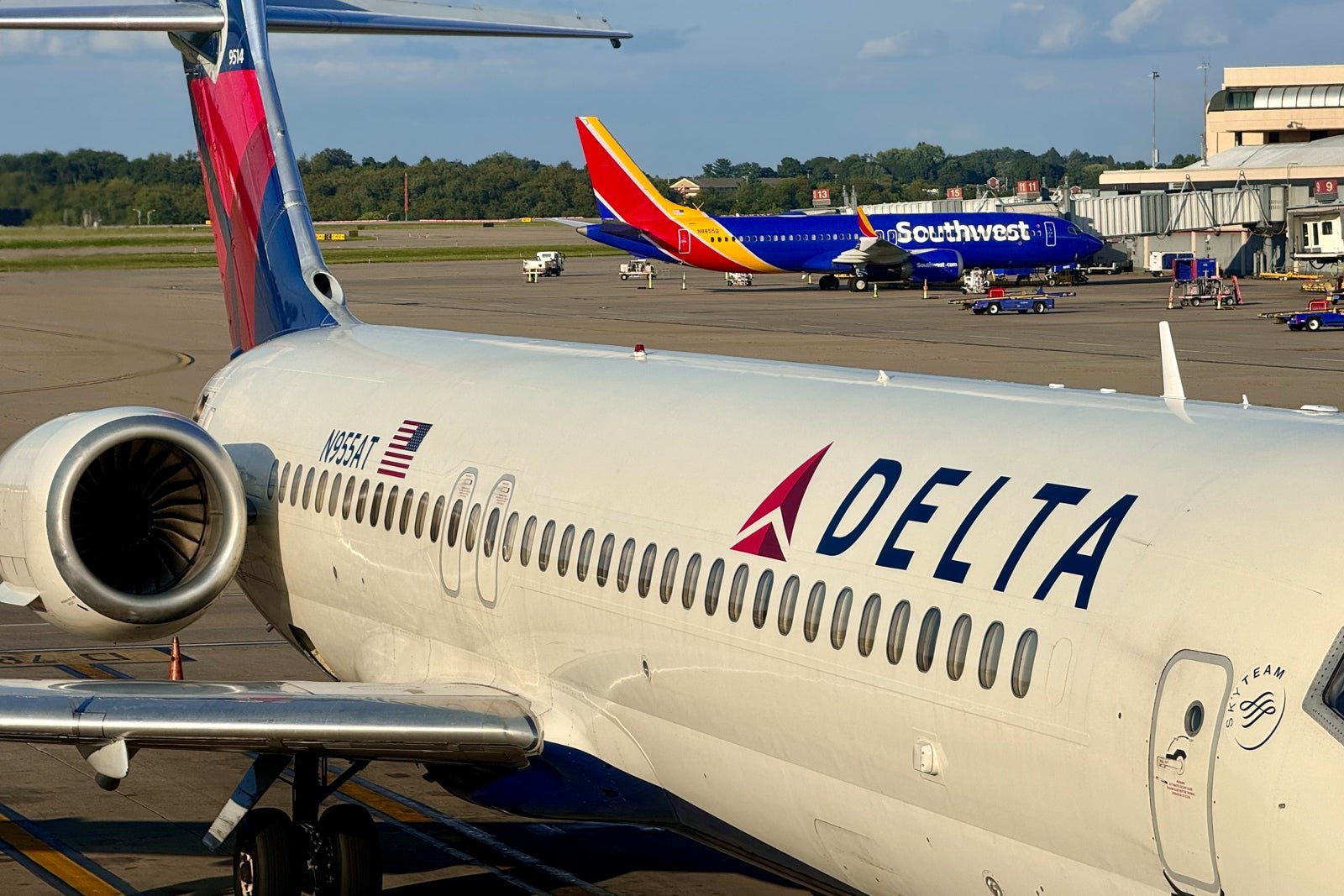 5 things you need to know about Delta SkyMiles 5 things you need to know about Delta SkyMiles