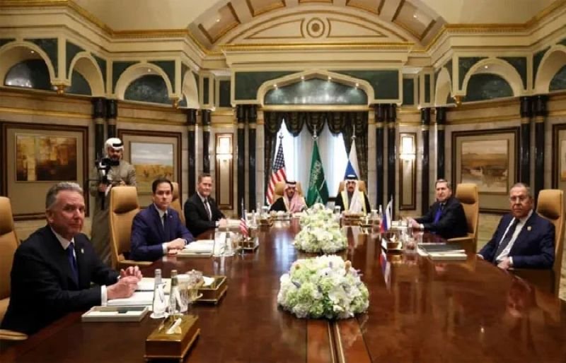 Russia hardens demands as it holds first talks with US sans Ukraine Russia hardens demands as it holds first talks with US sans Ukraine