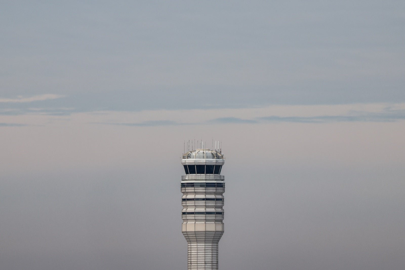 Aviation sector calls for emergency air traffic control funding Aviation sector calls for emergency air traffic control funding