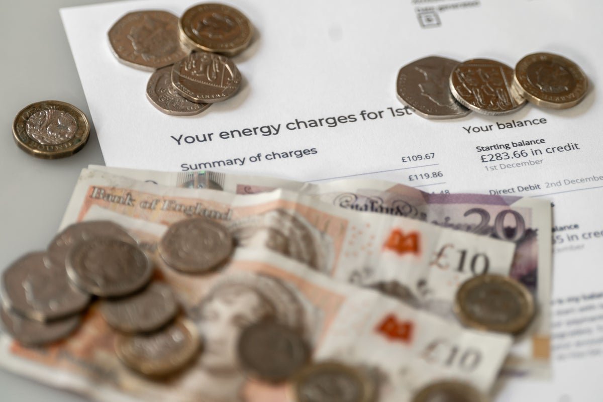 Martin Lewis shares ‘urgent’ advice to beat energy bills with ‘80% overpaying’ Martin Lewis shares ‘urgent’ advice to beat energy bills with ‘80% overpaying’