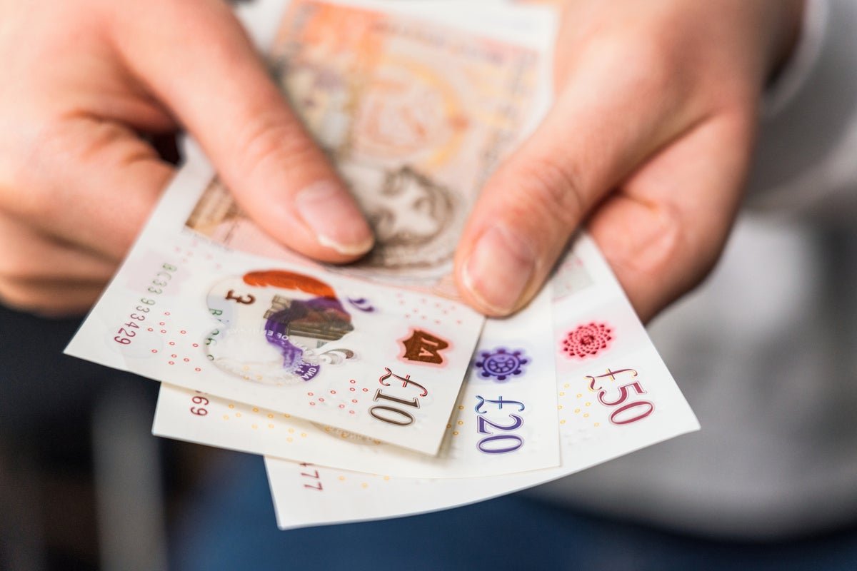 Where should you save money after interest rate cut? Best savings accounts for February 2025 Where should you save money after interest rate cut? Best savings accounts for February 2025