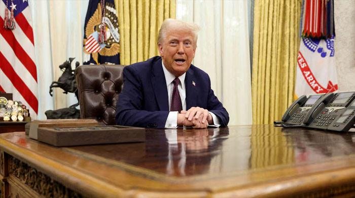 Trump’s approval rating slips as Americans worry about economy Trump’s approval rating slips as Americans worry about economy