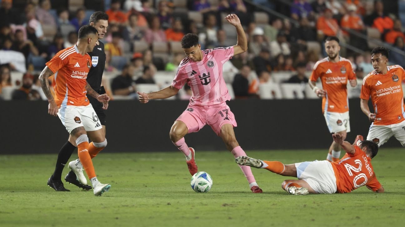 Ian Fray red card in Miami rout leaves Mascherano fuming Ian Fray red card in Miami rout leaves Mascherano fuming