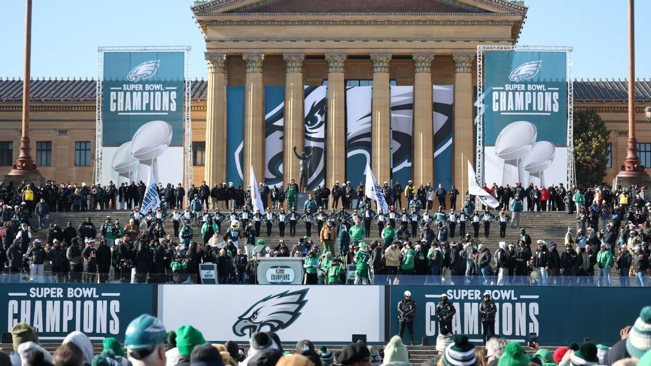 Eagles accept White House invite to celebrate title