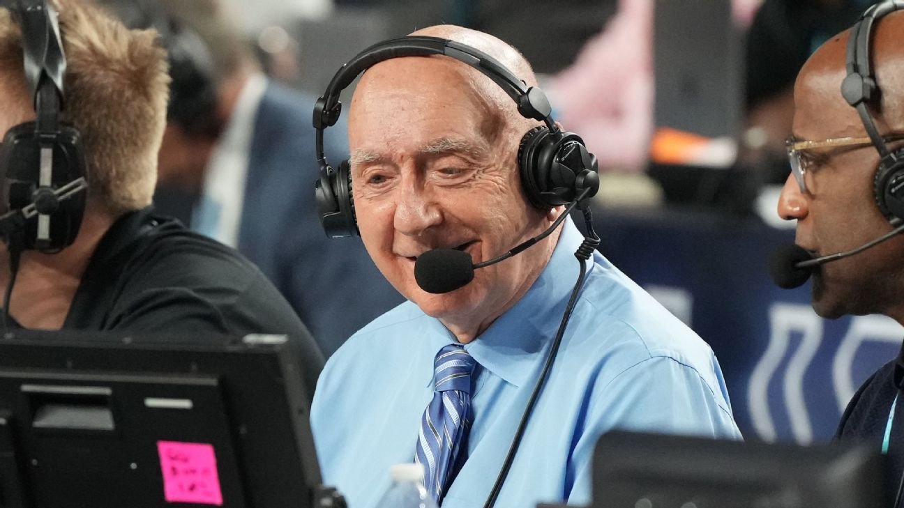 ESPN’s Vitale tears up on ACC broadcast discussing cancer