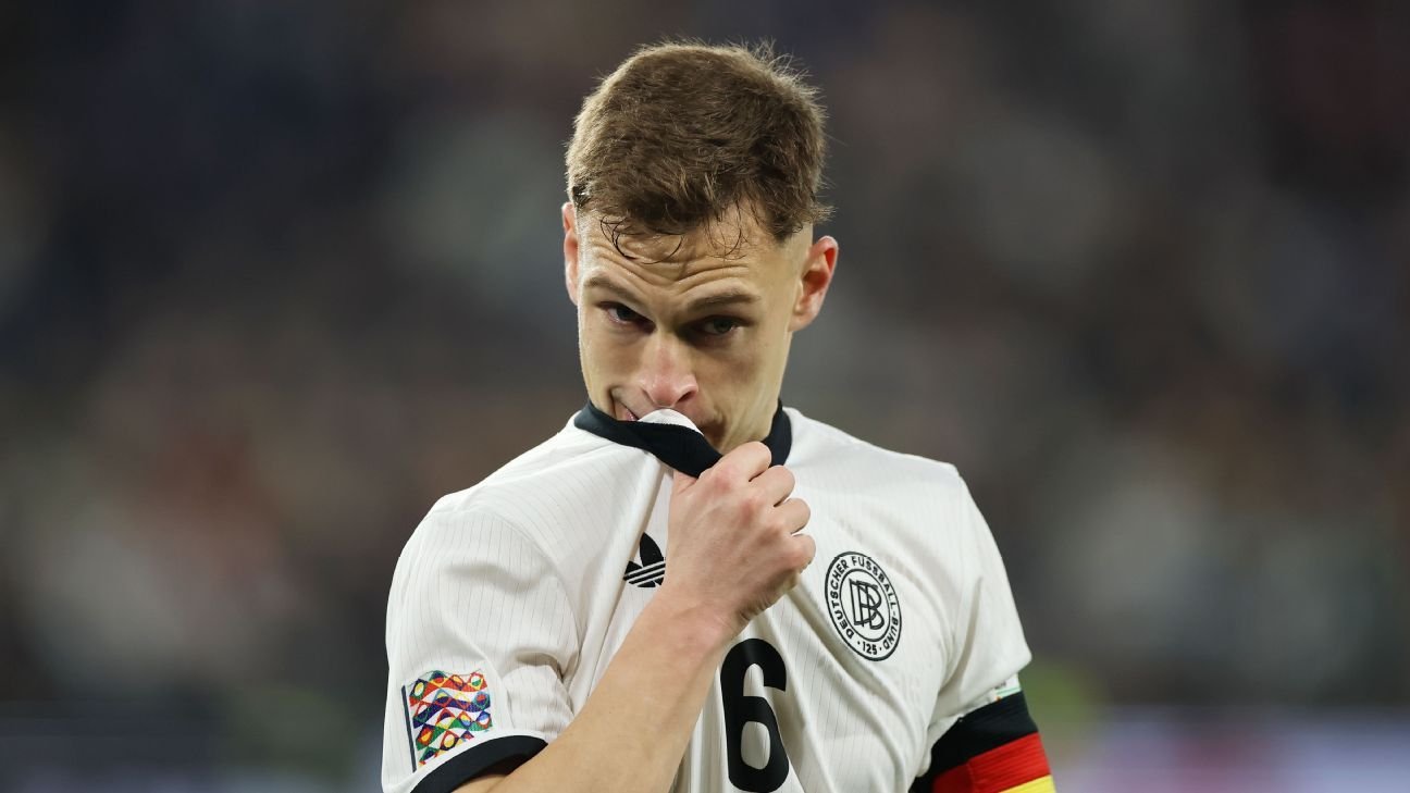 German ball boy hailed as hero in Nations League win over Italy